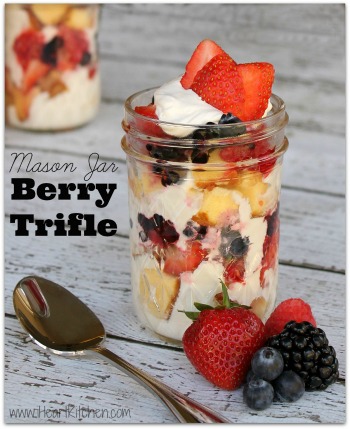 Mason-Jar-Berry-Trifle