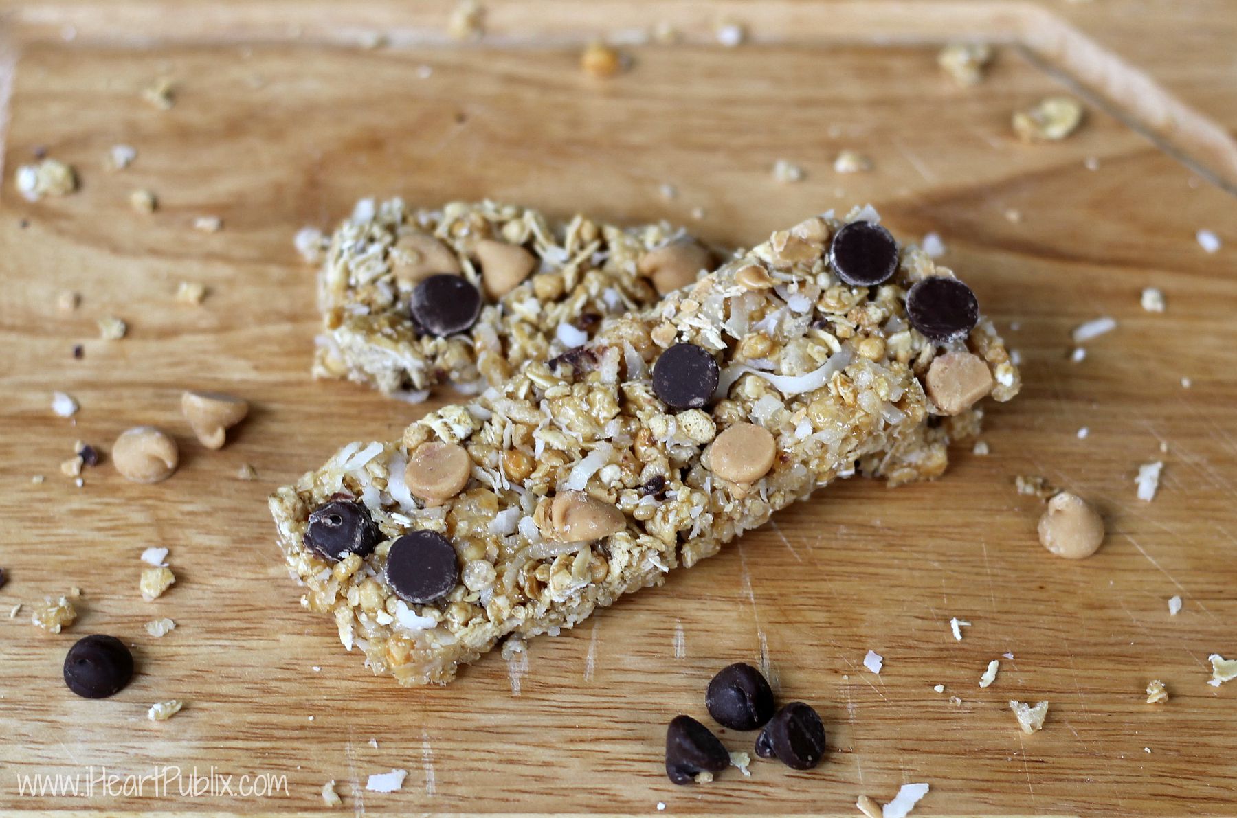 Peanut Butter Chocolate Chip Chewy Granola Bars