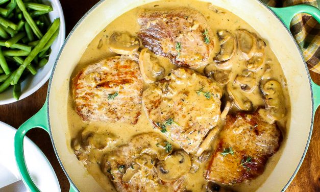 Smothered Pork Chops – Super Meal For The BOGO Sale On Pork At Publix!