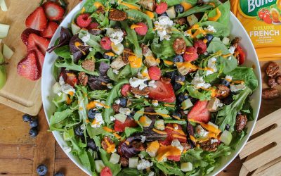 Berry Summer Salad With Chicken – Quick & Easy Recipe For The Wish-Bone Dressing Sale At Publix