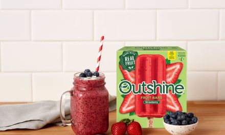 Enjoy An Outshine® Red, White and Smoothie This Holiday Weekend!