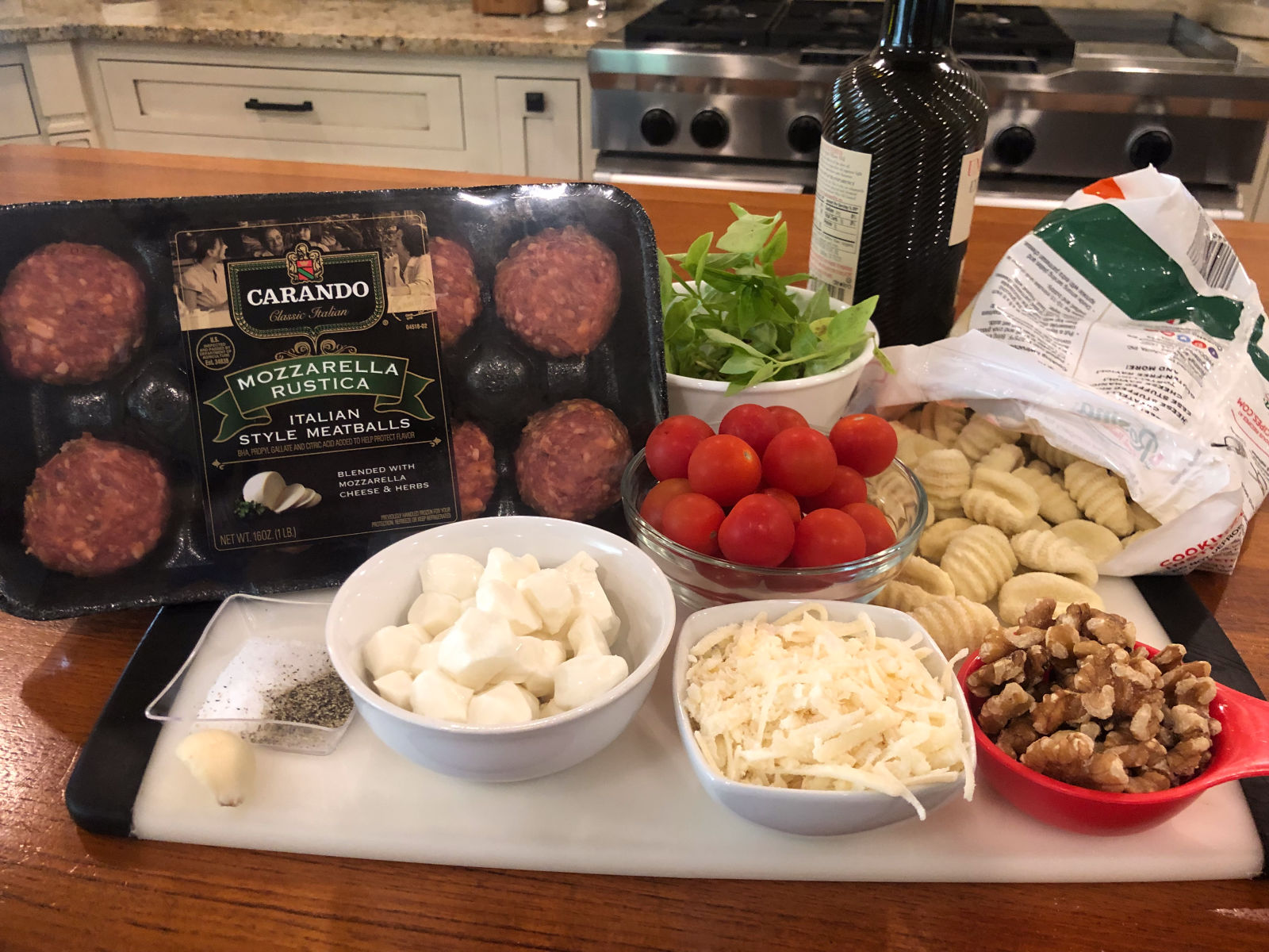 Pesto Gnocchi Caprese with Meatballs on I Heart Publix
