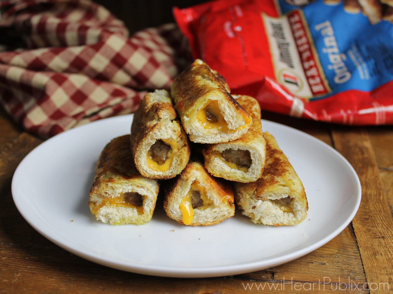 Grilled Cheese Sausage Roll-Ups Made With Jimmy Dean Sausage – Easy & Delicious Breakfast For Your Busy Morning!