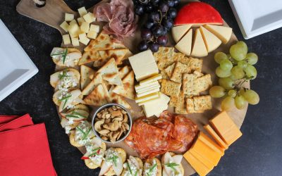 Try These Pear and Blue Cheese Crackers At Your Next Holiday Gathering – Save On Town House® Crackers At Publix