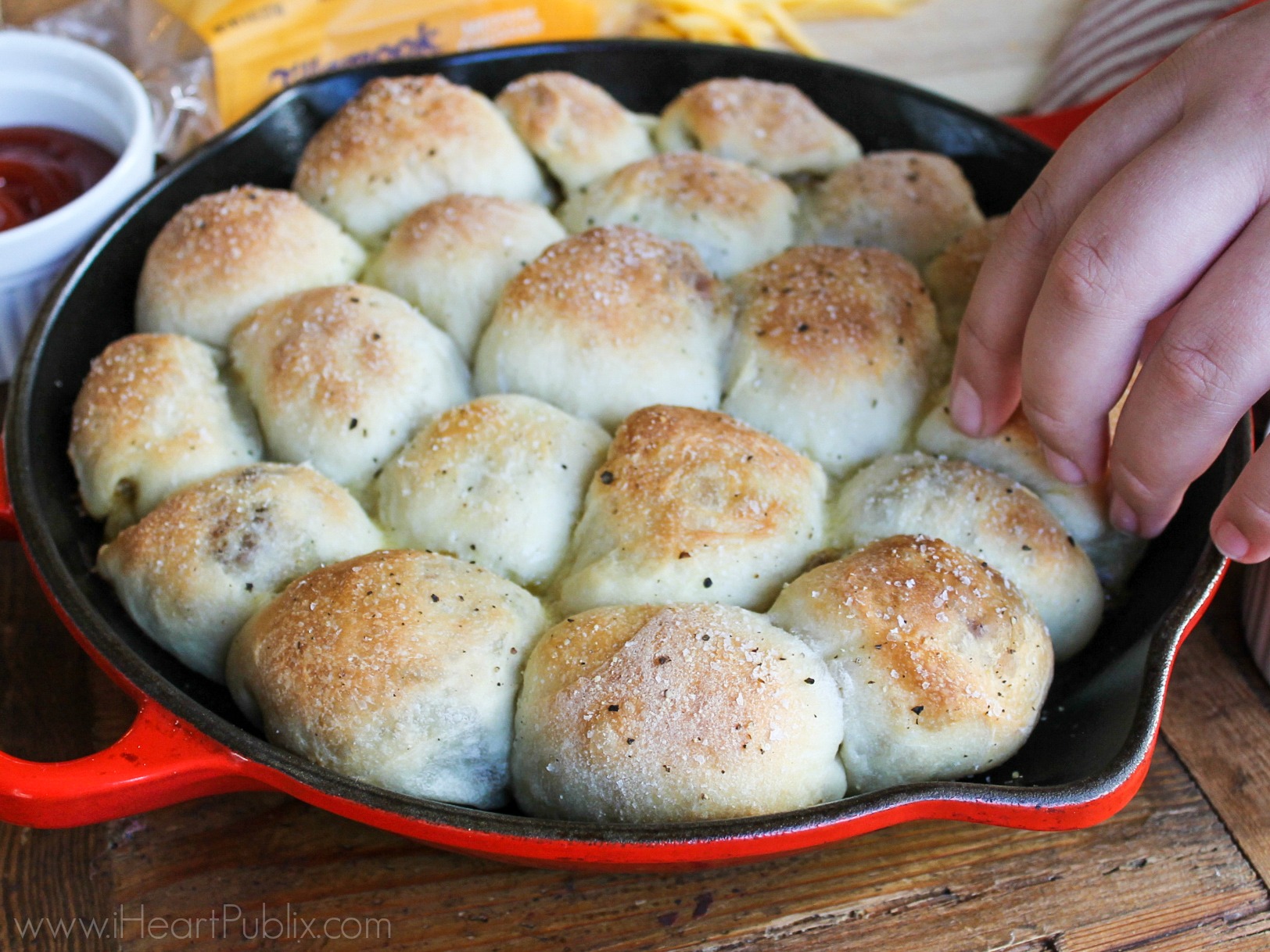 Celebrate National Cheddar Day With A BOGO Tillamook Coupon - Try My Bacon Cheeseburger Pull-Apart! on I Heart Publix