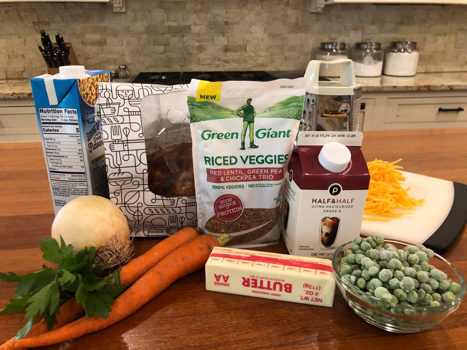 Cheesy Chicken & Riced Veggies Skillet on I Heart Publix