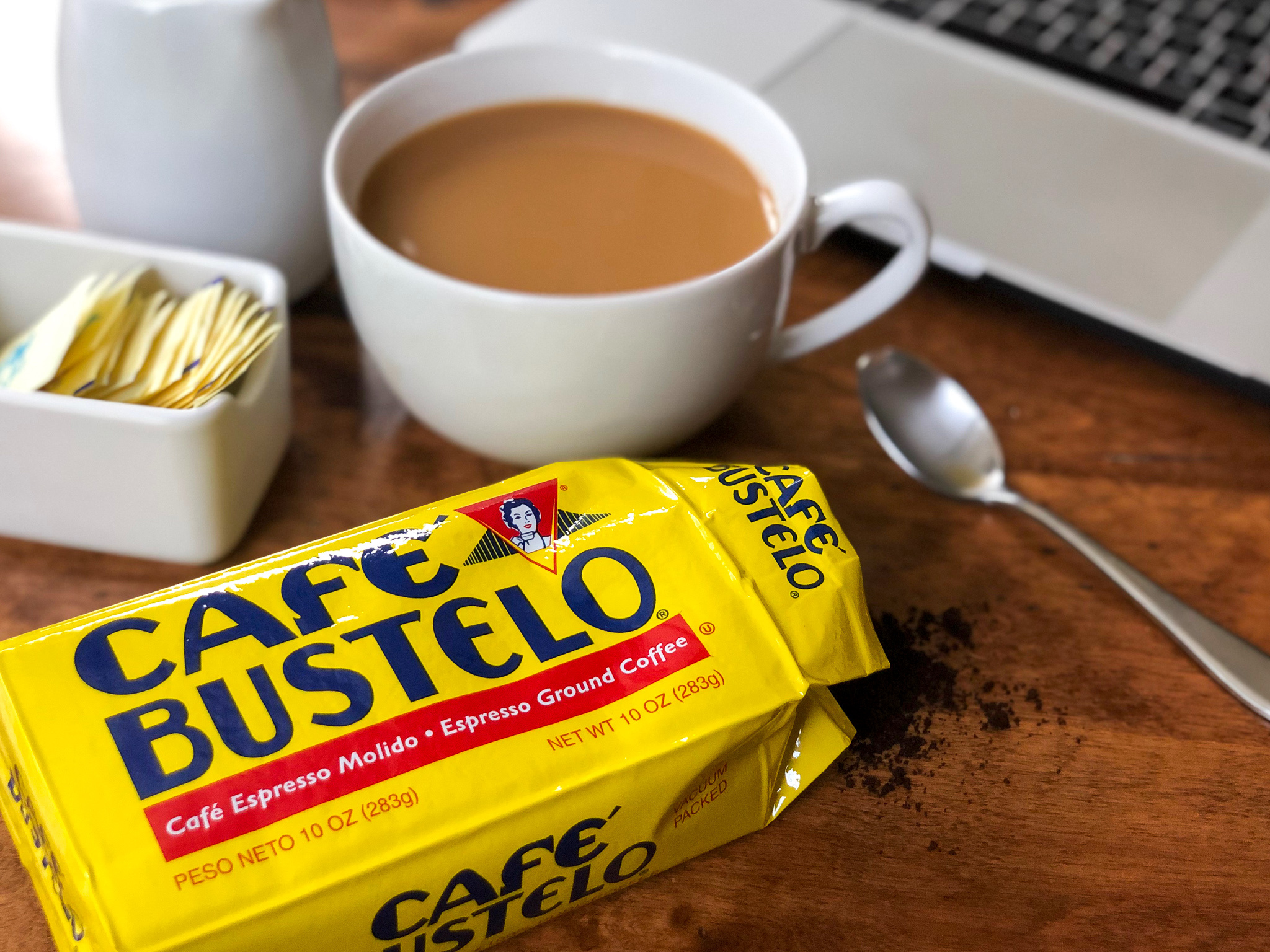 Cafe-Bustelo-Lifestyle