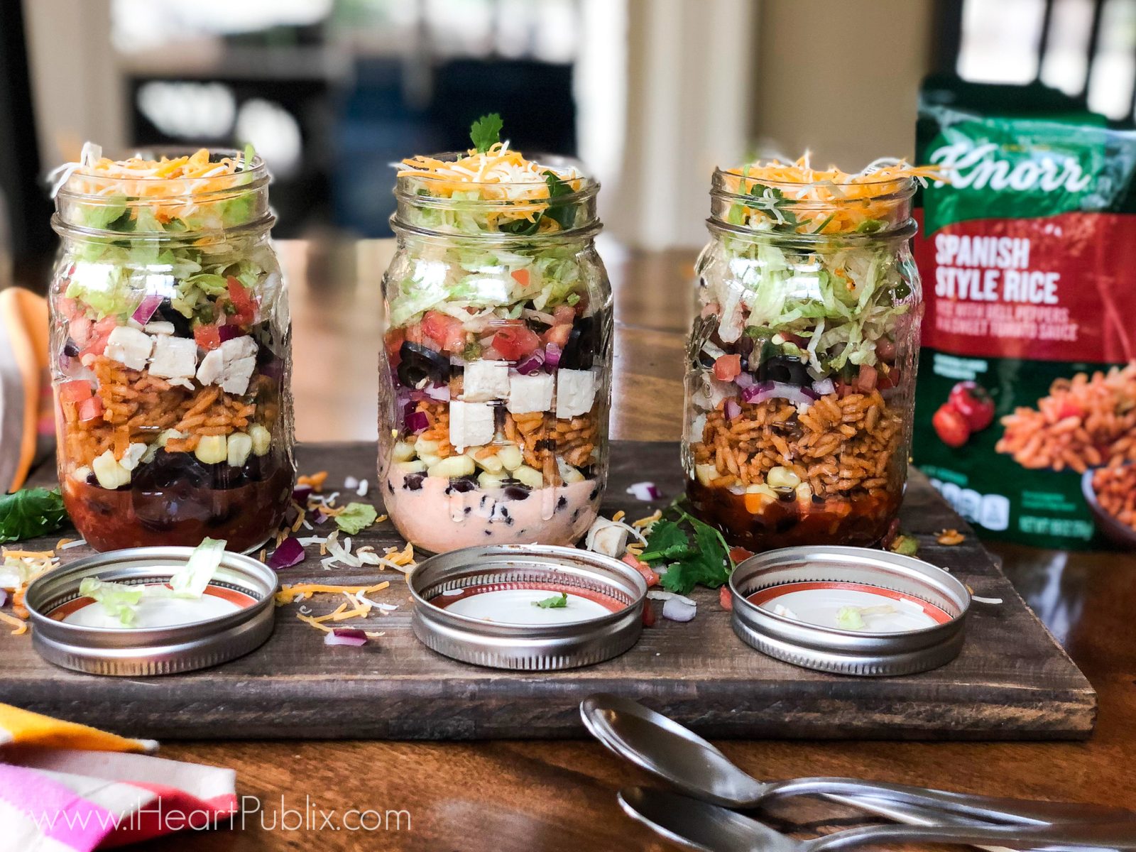 Southwestern Burrito Jars Are The Perfect Prep-Ahead Option That You’ll Love!