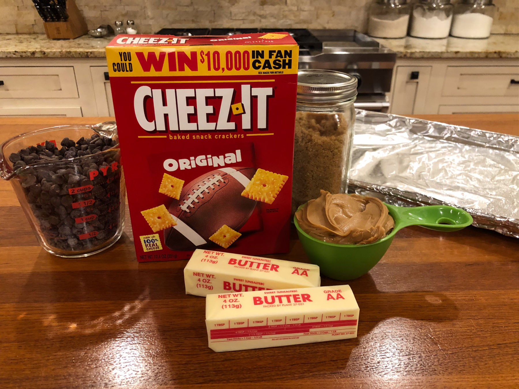 Cheez-It Peanut Butter Toffee Squares on I Heart Publix