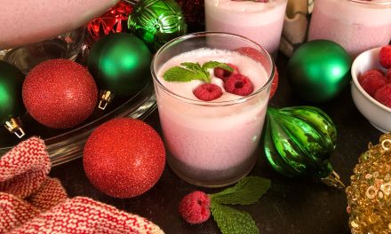 Celebrate The Season With This 7UP® Holiday Sherbet Punch