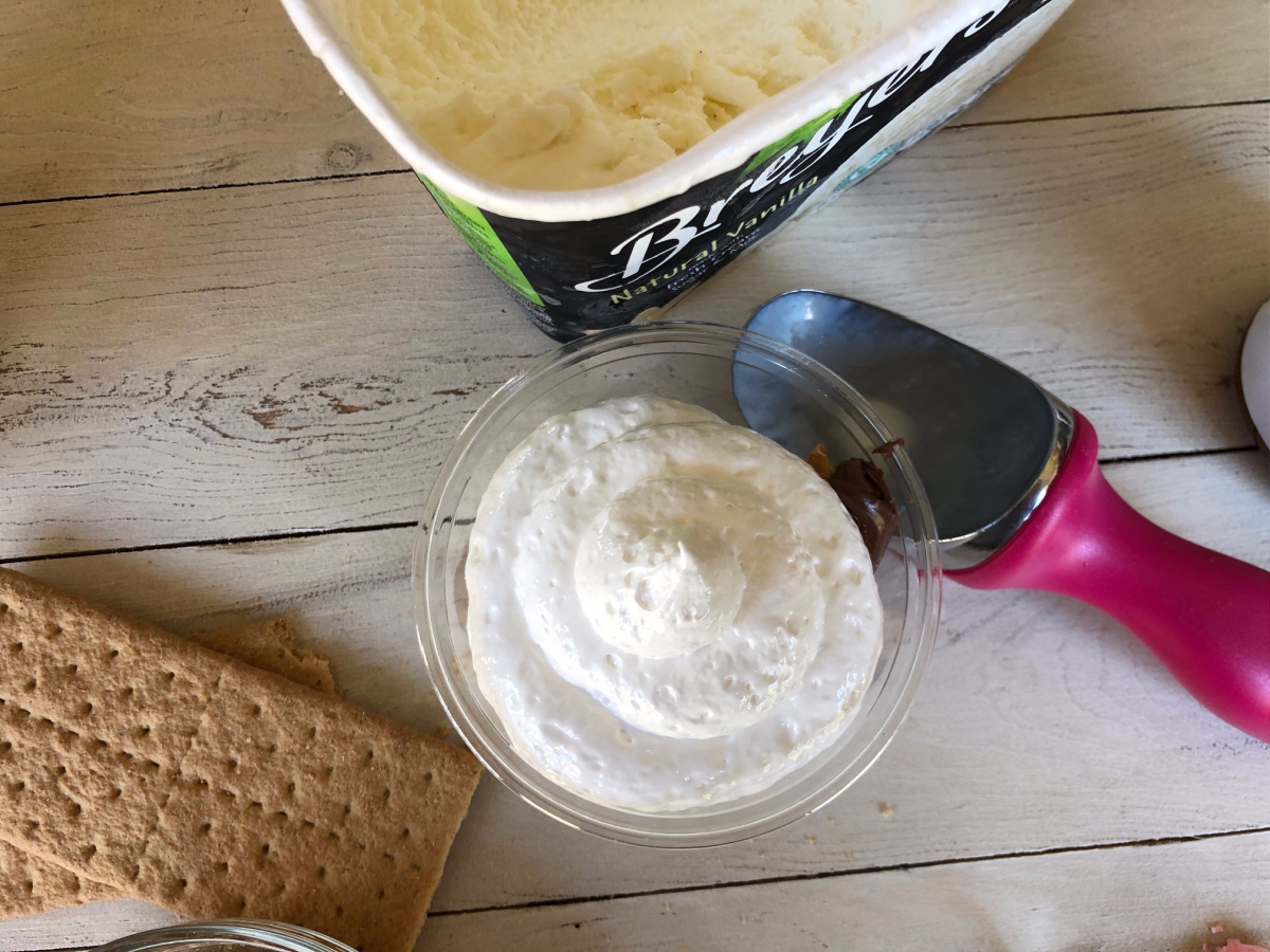 Bunny S'mores Sundae on I Heart Publix 4