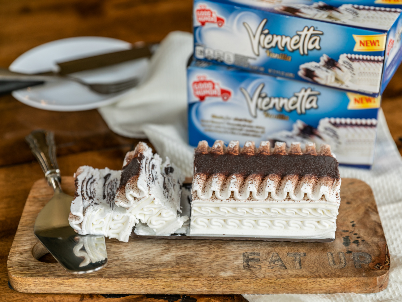 Good Humor Viennetta Cake Is A Delicious Dessert Your Whole Family Will Love - Save At Publix! on I Heart Publix 4