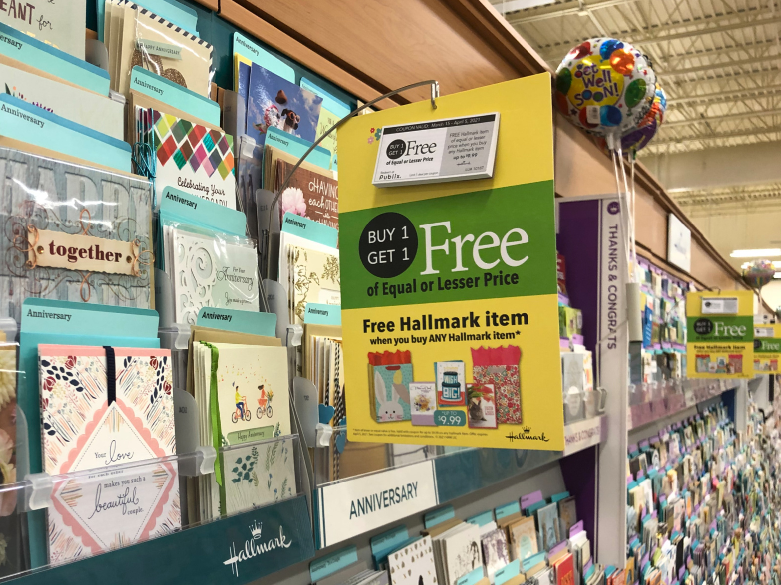 Hallmark Publix Coupon Means Cheap Cards (Bags, Wrapping Paper, Bows