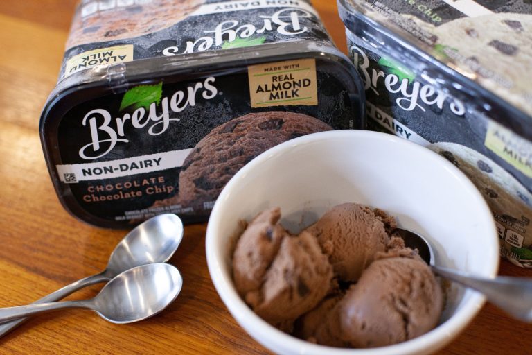 Take Advantage Of The Breyers BOGO Sale & Try My Ice Cream Pie Squares iHeartPublix