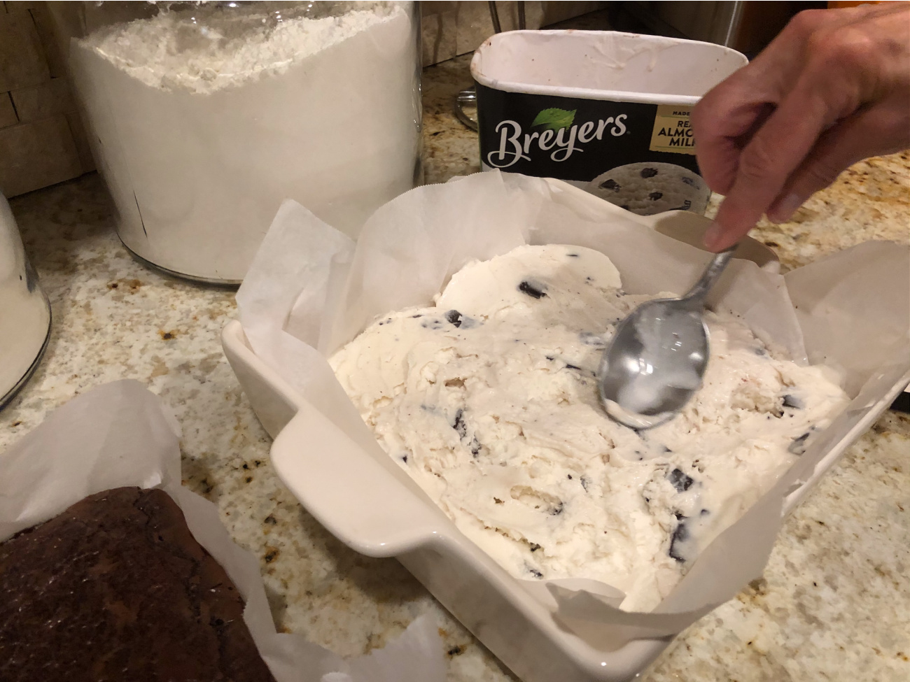 Non Dairy Mint Chocolate Chip Ice Cream Brownie Sandwiches on I Heart Publix 1