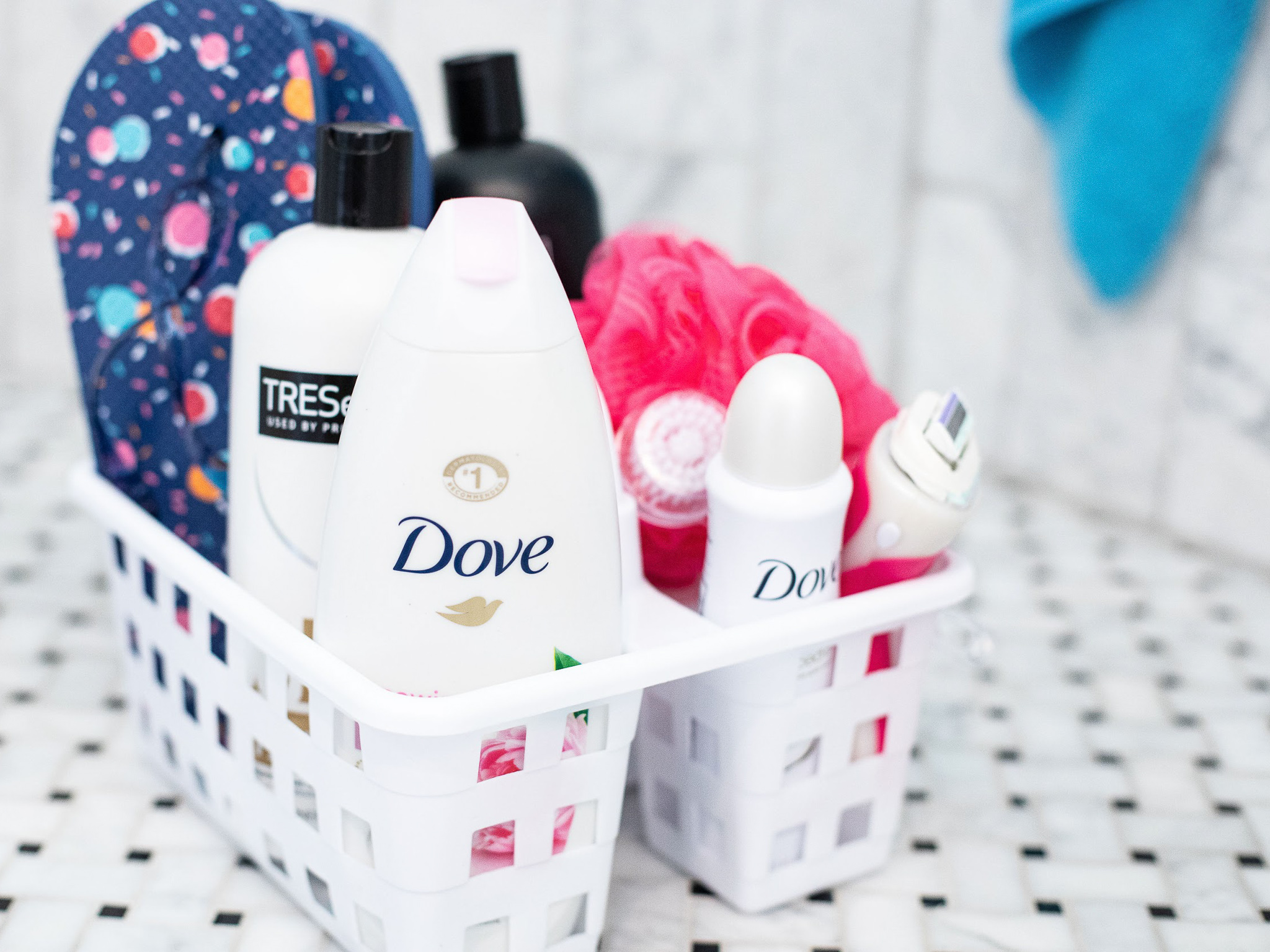 Dove shower caddy Publix Makes It Easy And Rewarding To Send Kids Back To School With The Products That Help Them Look And Feel Great! on I Heart Publix