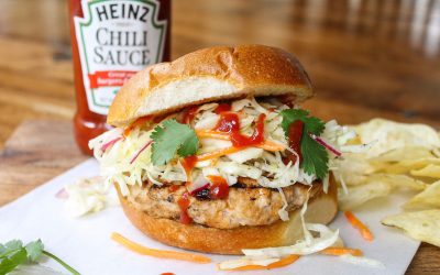 Try My Quick & Easy Sweet Chili Chicken Burgers – Don’t Forget To Enter The Heinz Art Of The Burger Contest