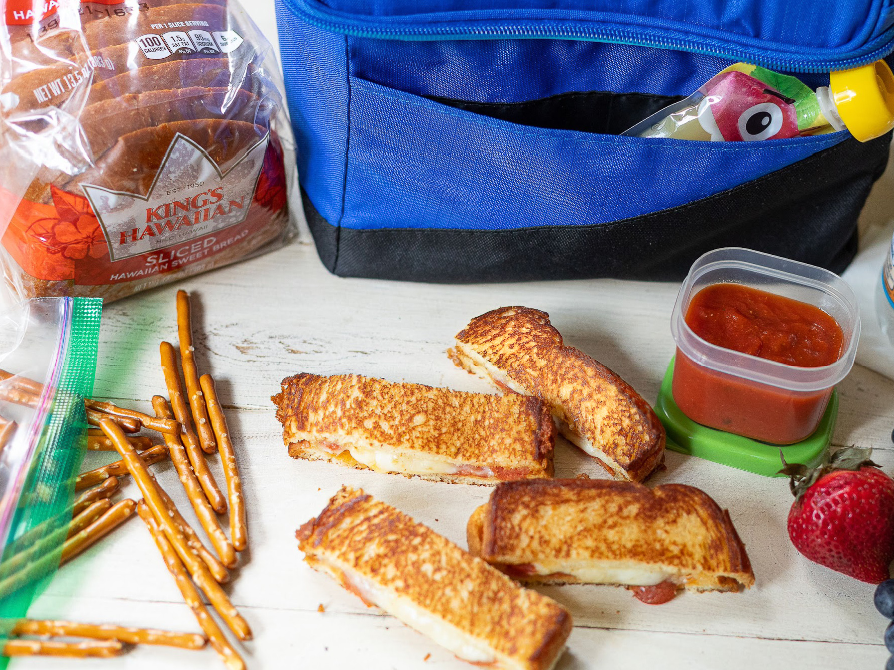 Shake Up The Lunch Box With A Pizza Melt Sandwich + Share A Post And Help Feed Kids on I Heart Publix 2