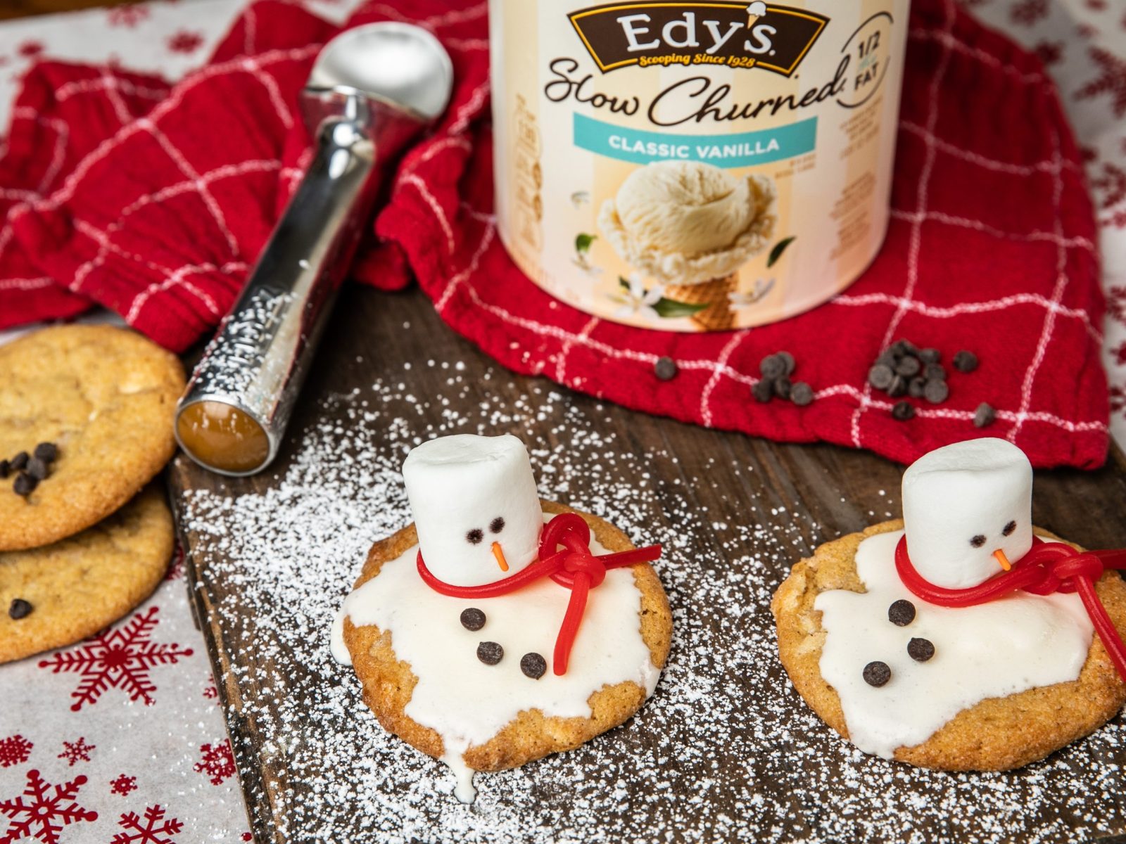 Serve Up Some Holiday Fun With These Edy’s® Melting Snowman Frosted Cookies