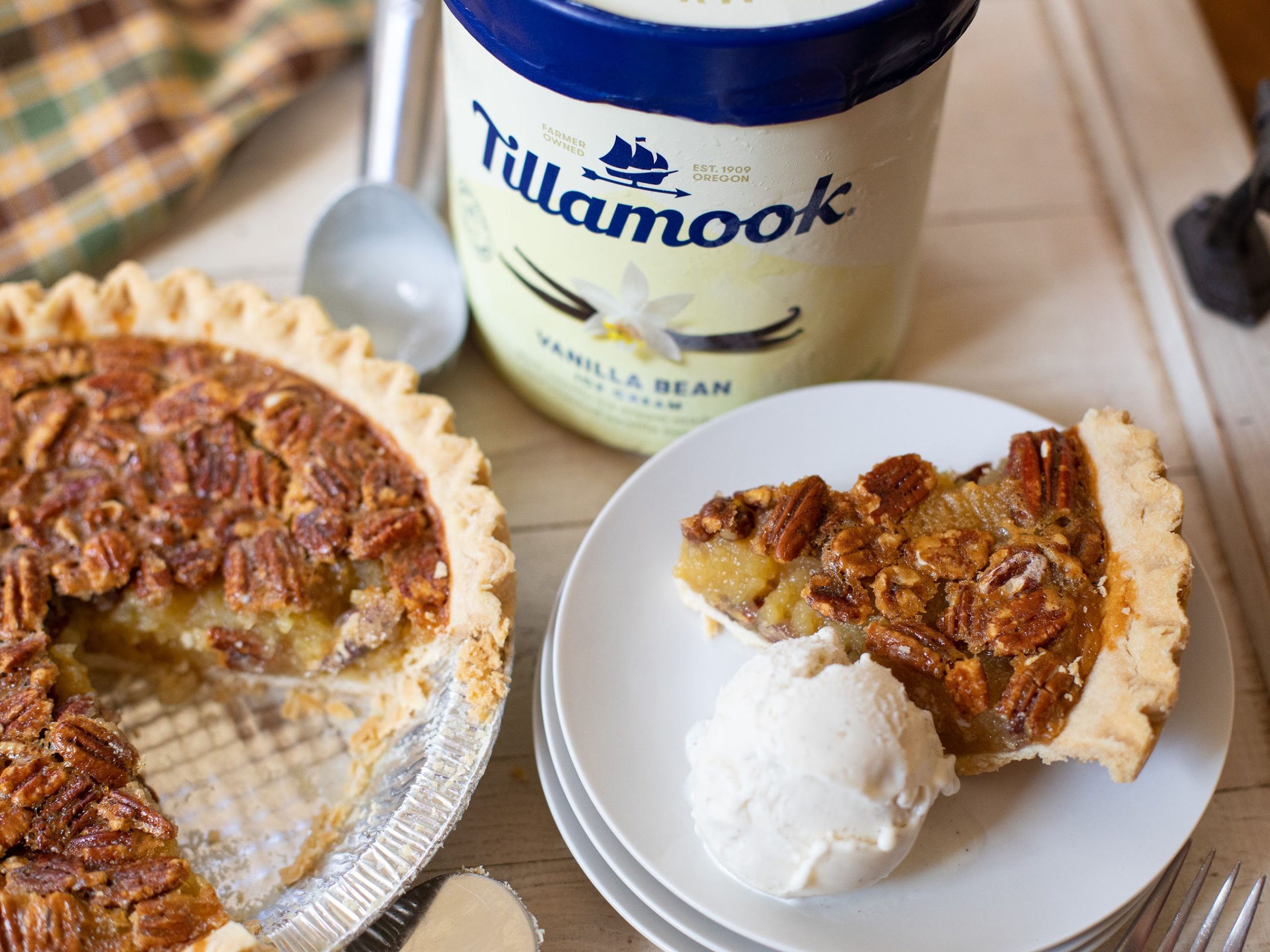 Stock Your Freezer With The Tillamook Ice Cream Sale + Earn A Publix Gift Card! on I Heart Publix