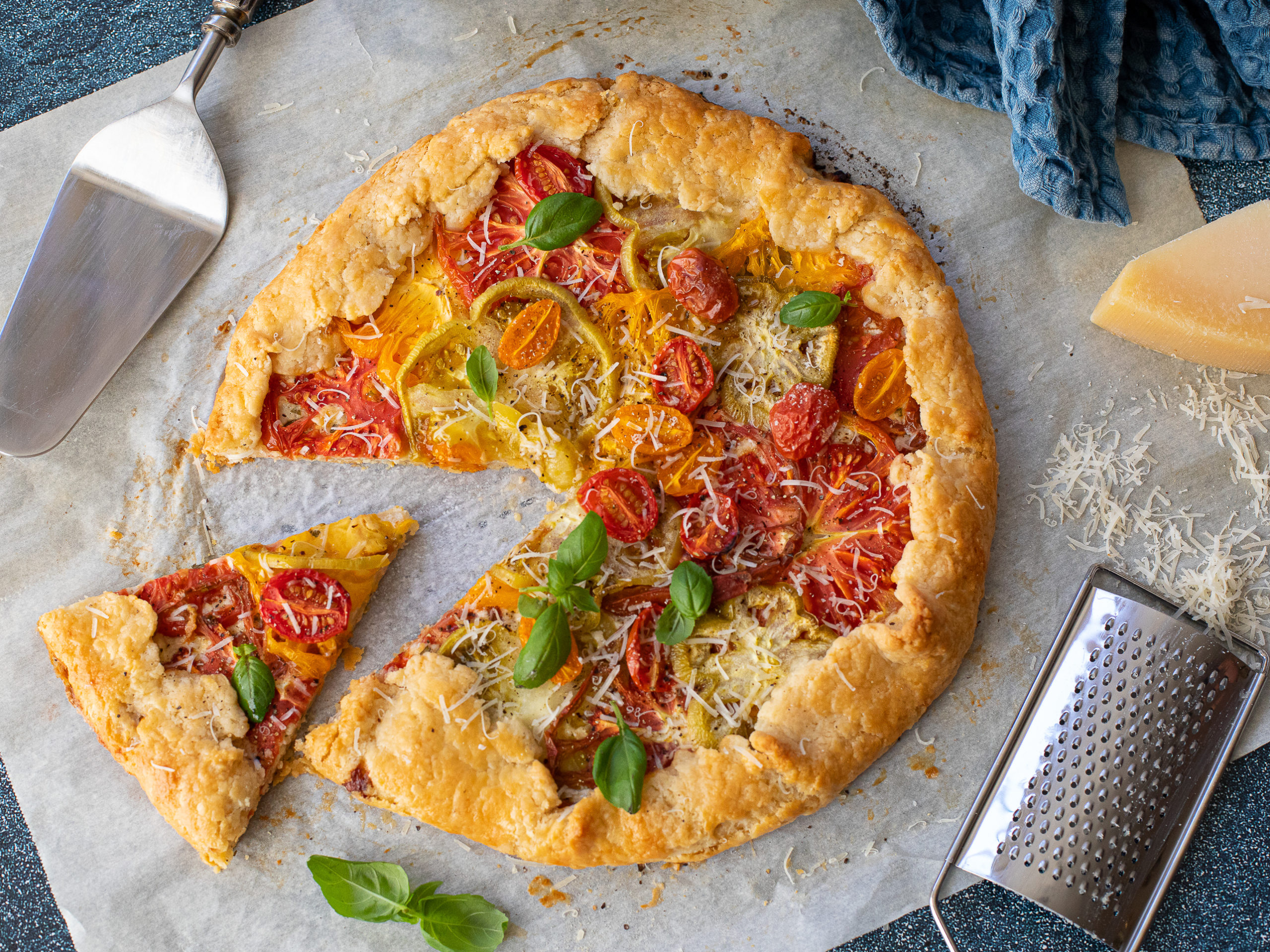 Take Advantage Of The Hellmann's BOGO Sale - Perfect For All Your Favorite Meals... Including My Tomato Tart on I Heart Publix