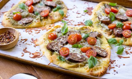 Grab A Super Deal On Carando Italian Sausage At Publix – Perfect For This Italian Sausage Flatbread Pizza