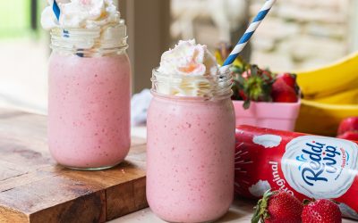 Make A Super Easy Strawberry Banana Smoothie + Stock Your Pantry & Save At Publix!