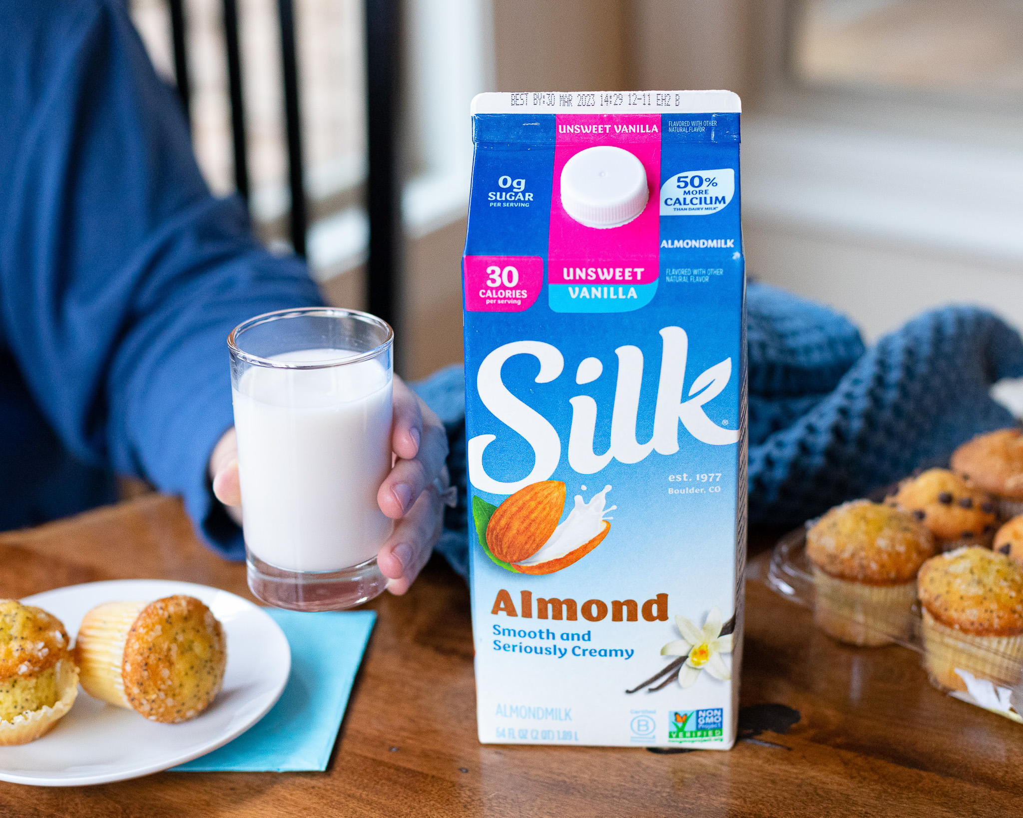 Silk Almond Milk-2
