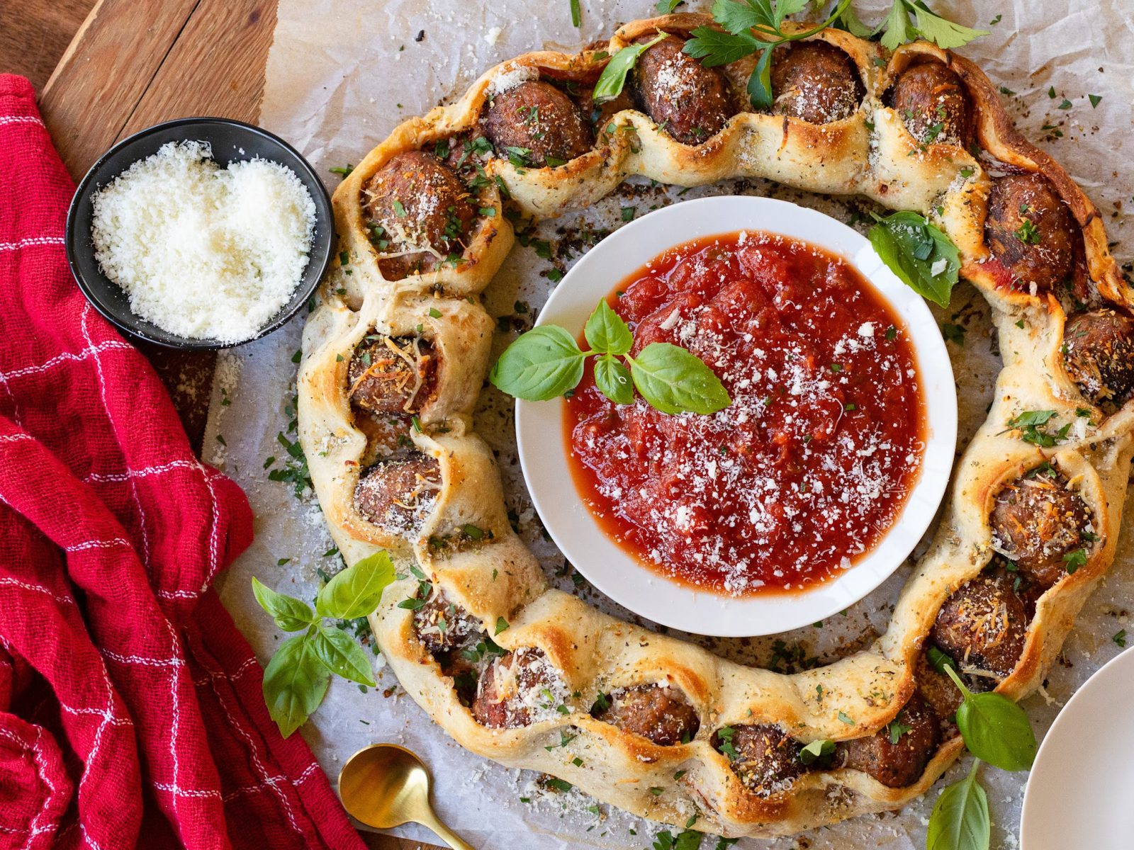 Get Carando® Meatballs and Sausage at Publix – Try With My Meatball Pull-Apart For A Quick And Tasty Weeknight Dinner