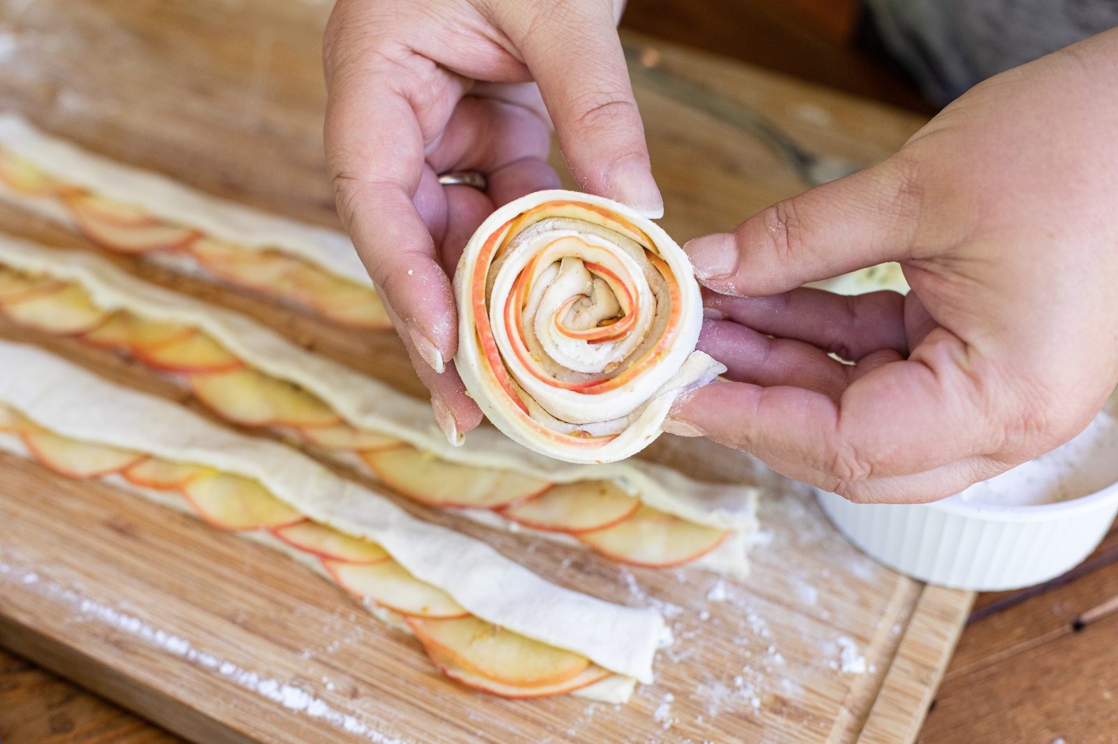 Delight Mom With Elegant Pastry Roses Made With alouette Cheese For ...