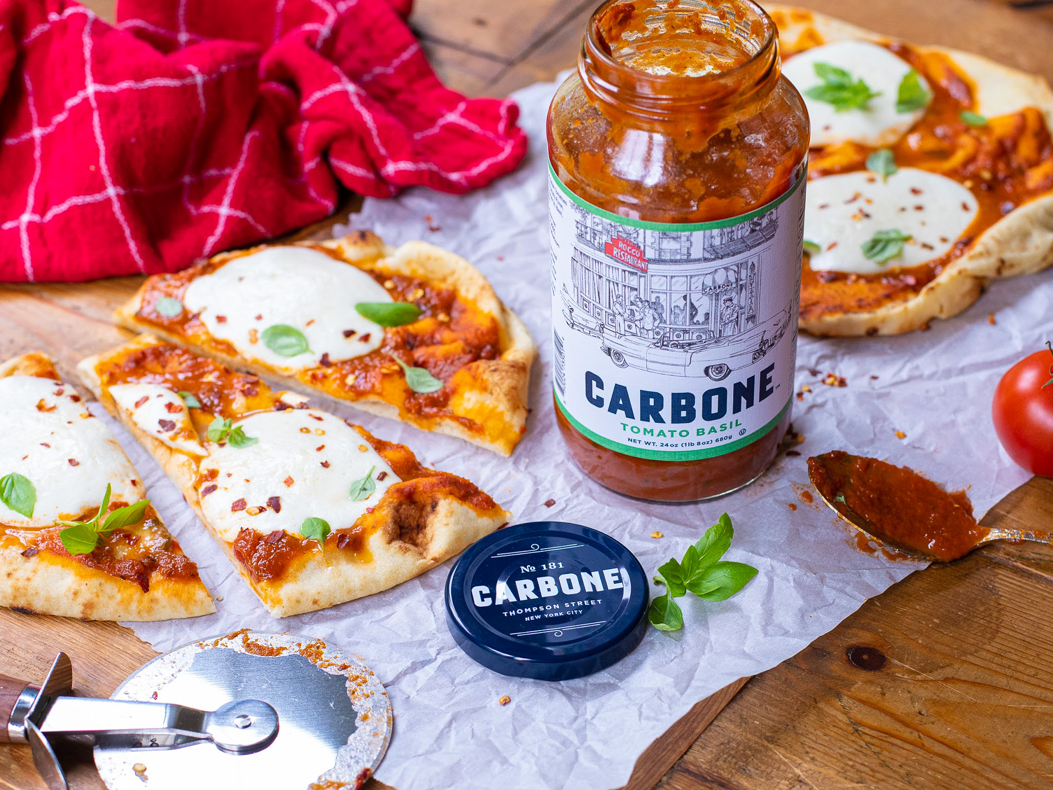 Carbone Sauce pizza