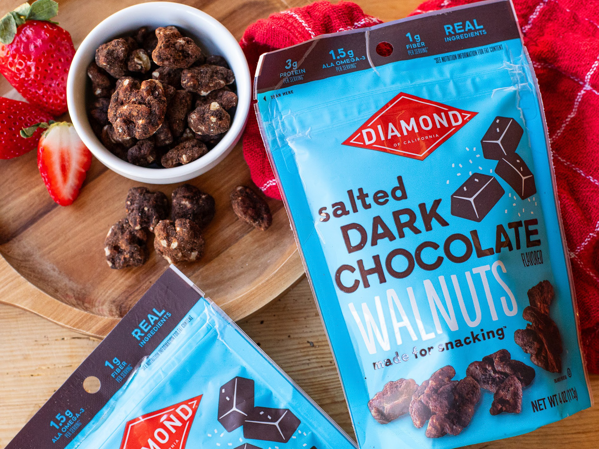 Diamond Snacking Walnuts