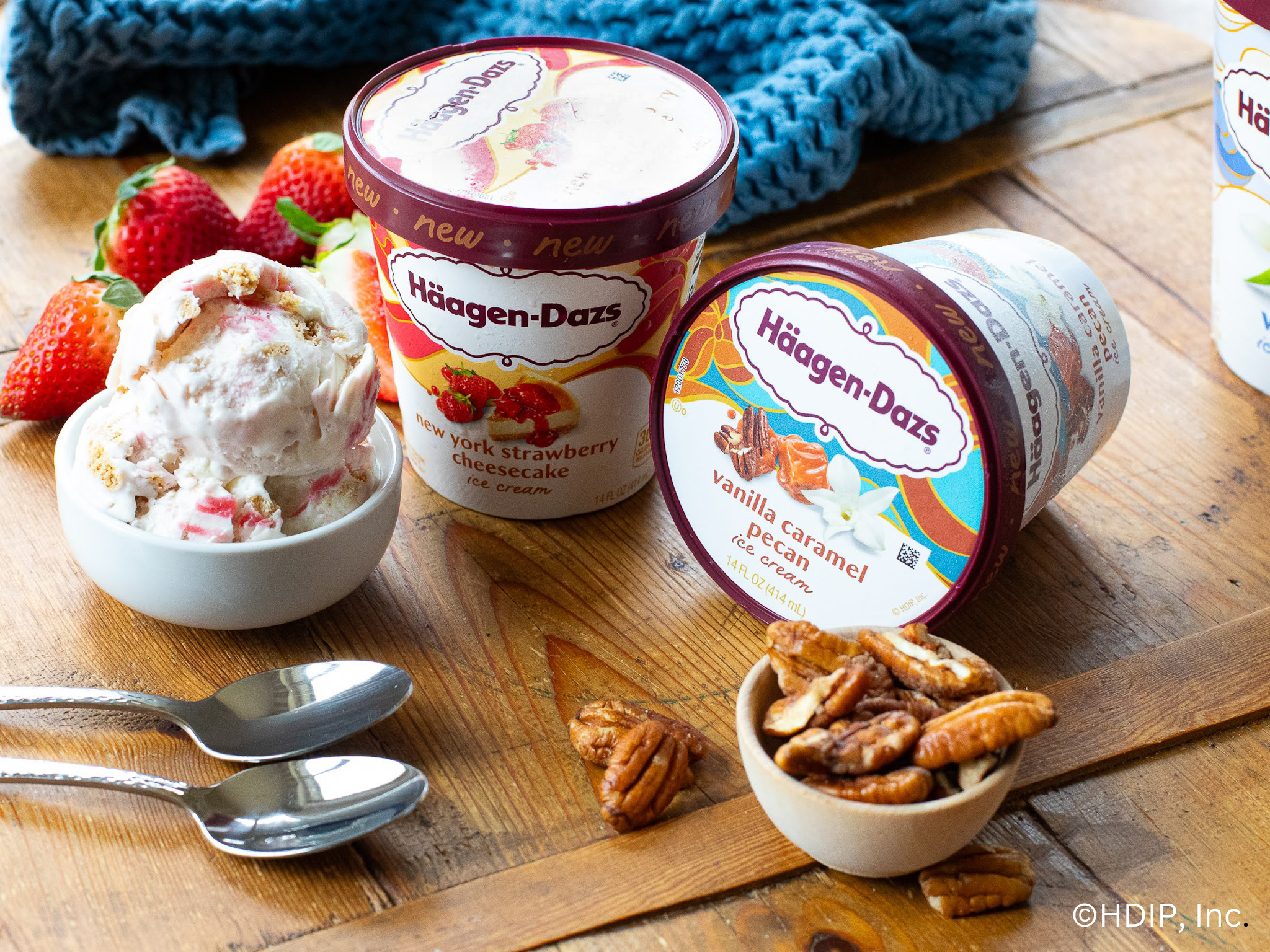 Haagen New York Cheesecake-vanilla caramel pecan