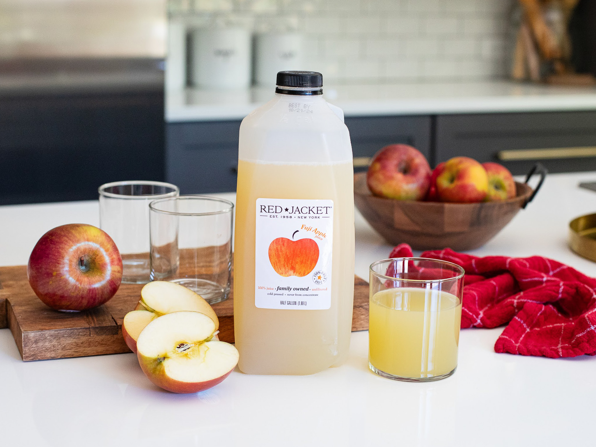 Red Jacket Fuji Juice-2